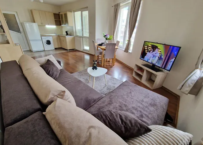 Apartment Lazur Sea Garden 2 *